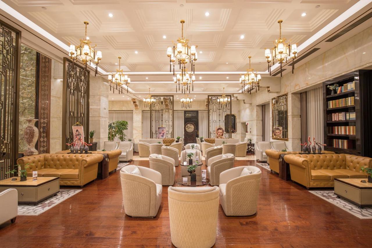 Shanghai Royal Garden Hotel-Disney/Pudong International Airport Bagian luar foto