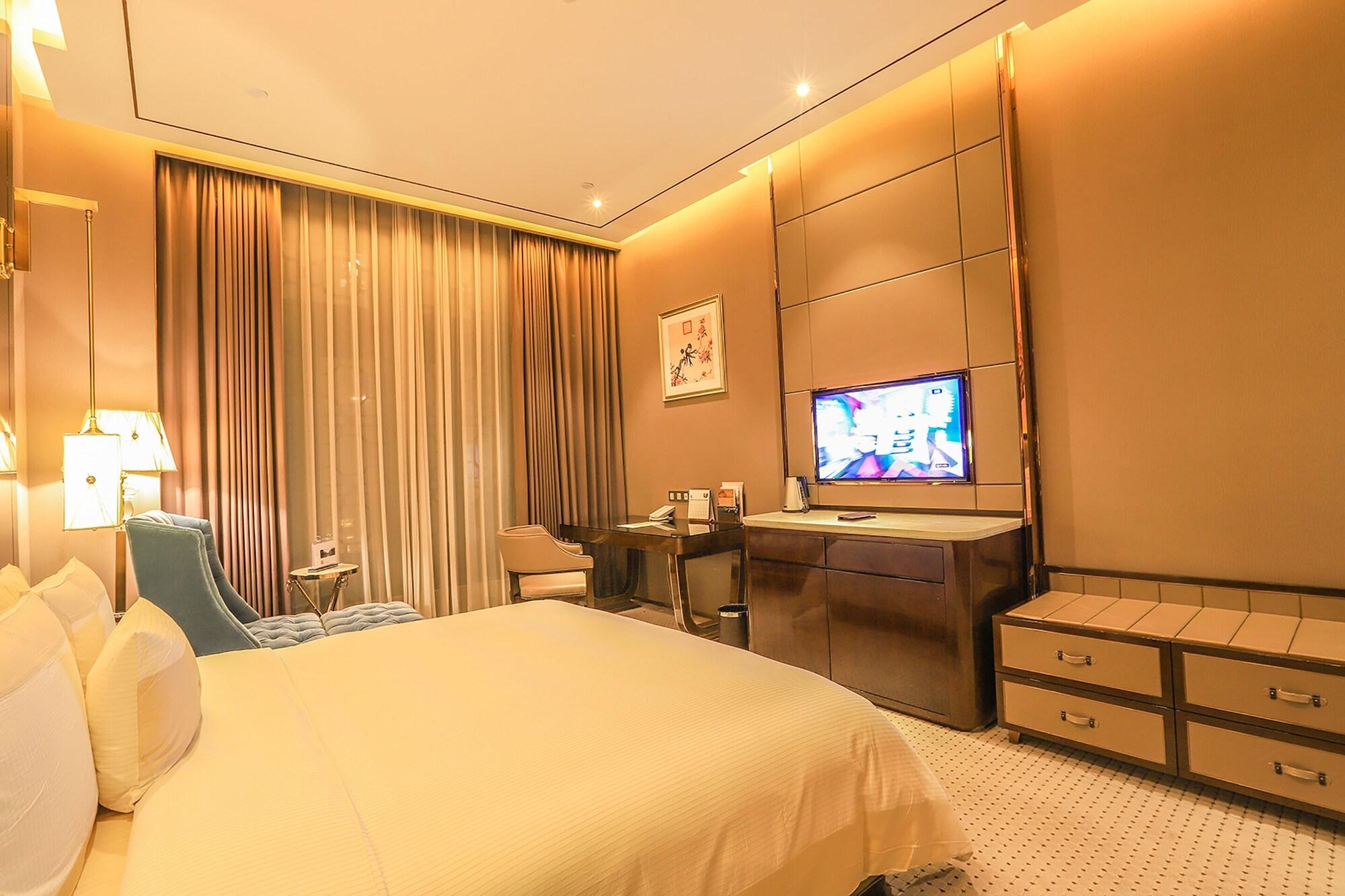 Shanghai Royal Garden Hotel-Disney/Pudong International Airport Bagian luar foto