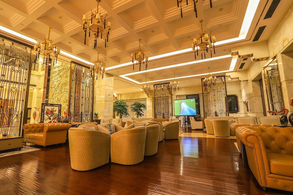 Shanghai Royal Garden Hotel-Disney/Pudong International Airport Bagian luar foto