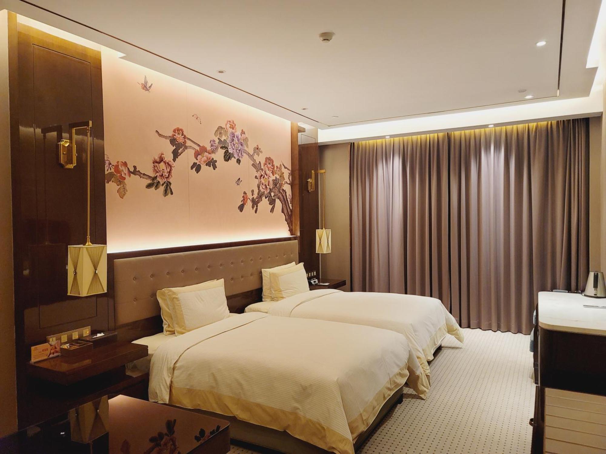 Shanghai Royal Garden Hotel-Disney/Pudong International Airport Ruang foto
