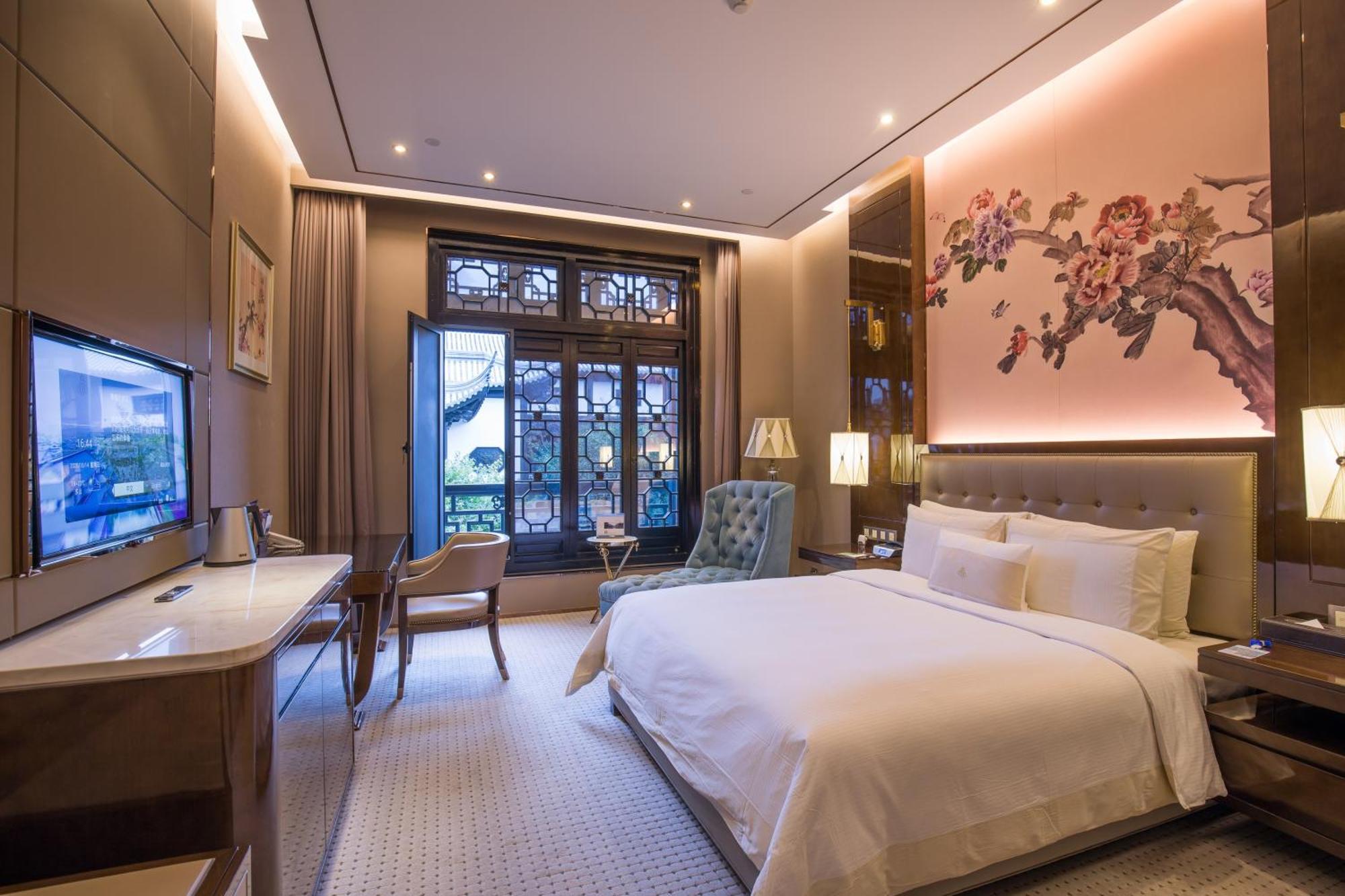 Shanghai Royal Garden Hotel-Disney/Pudong International Airport Bagian luar foto